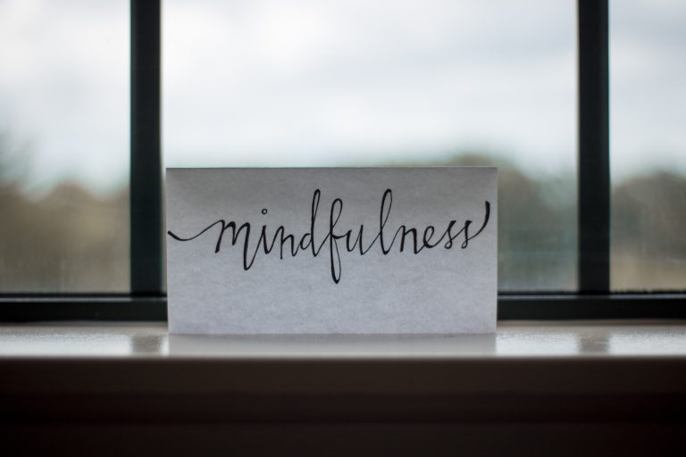 lesly-juarez-DFtjXYd5Pto-unsplash-min